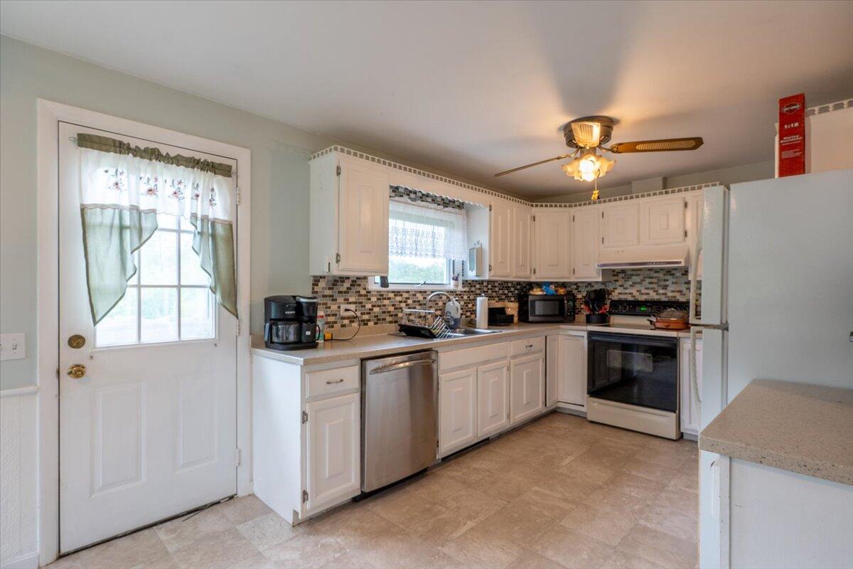 18 Town Clerks Road Owls Head ME 04854