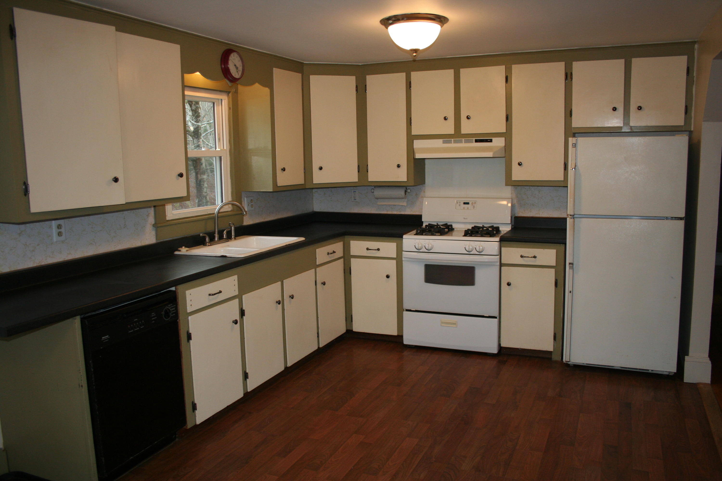 32 Hopkins Road Washington ME 04574