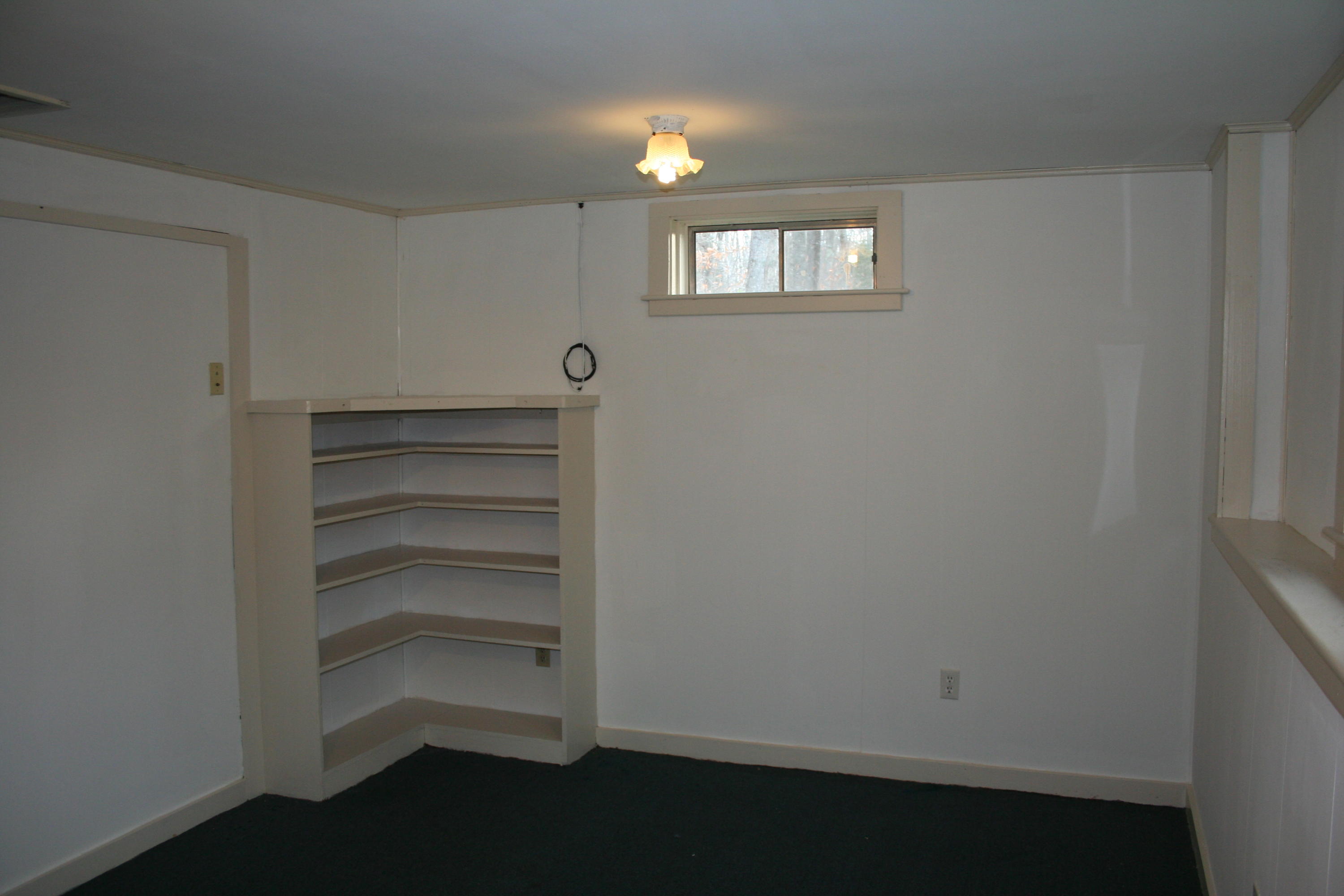 32 Hopkins Road Washington ME 04574