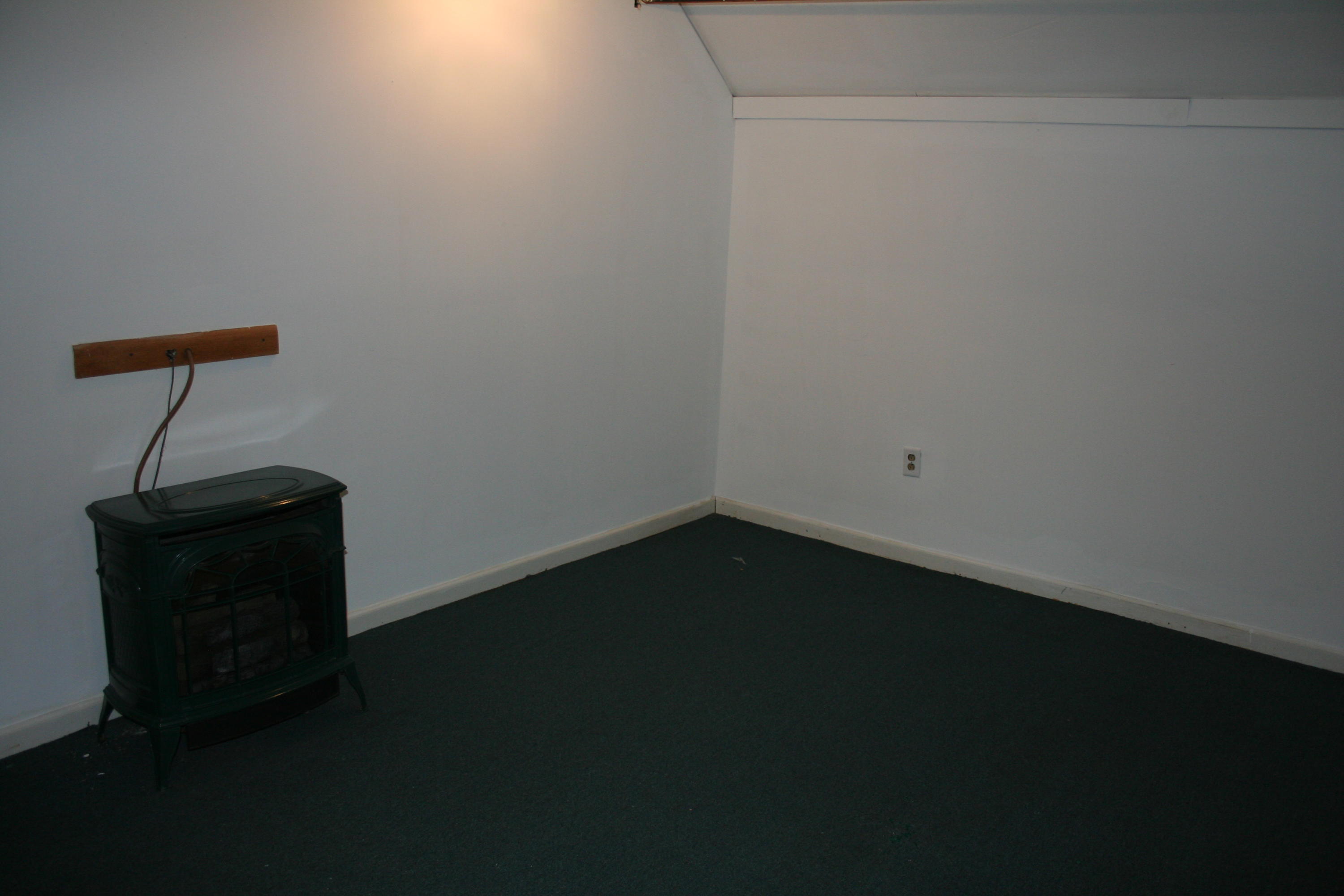 32 Hopkins Road Washington ME 04574