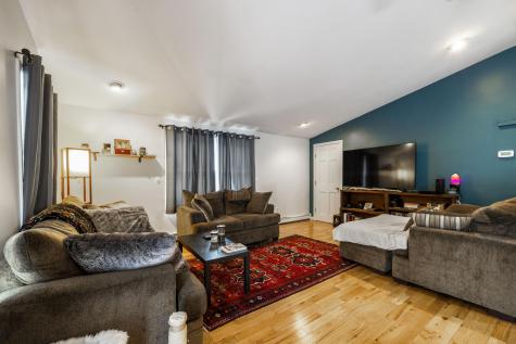 37 Sixth Street Auburn ME 04210