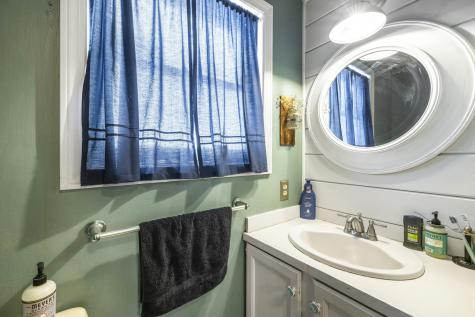 37 Sixth Street Auburn ME 04210