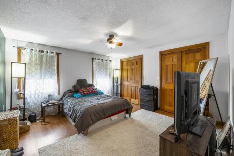 37 Sixth Street Auburn ME 04210