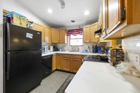 37 Sixth Street Auburn ME 04210