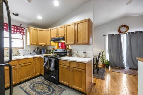 37 Sixth Street Auburn ME 04210