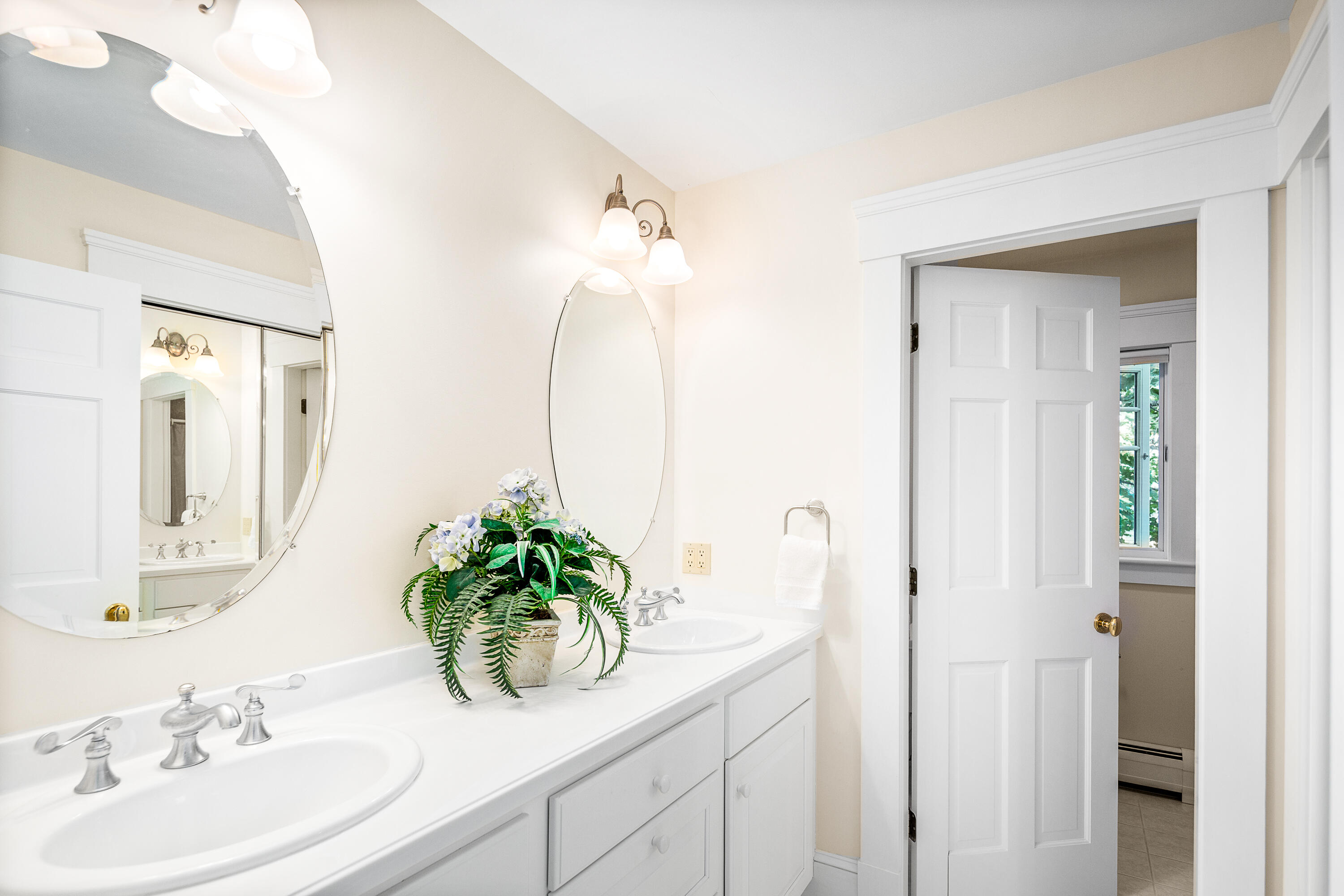 30 Eastward Rockport ME 04856