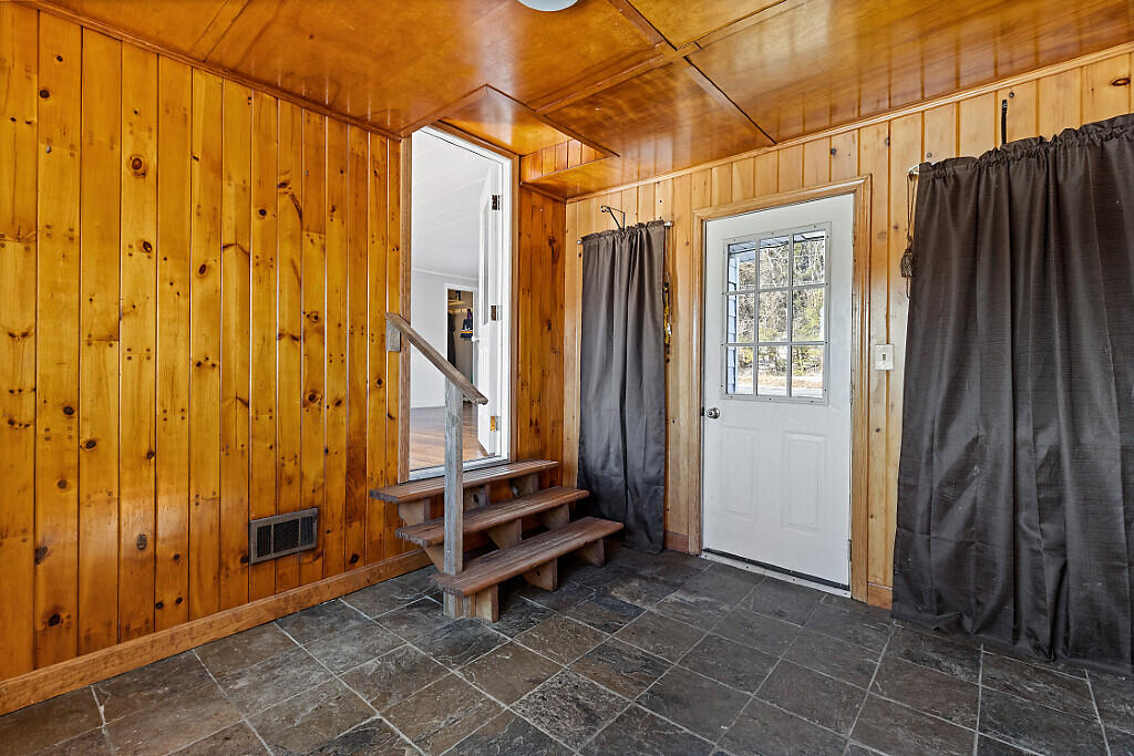 1072 Waterville Road Skowhegan ME 04976