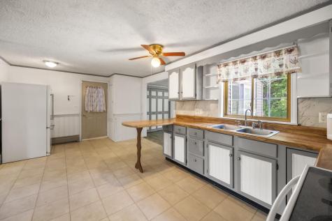 26 Jones Street Madison ME 04950