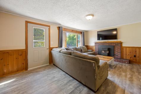 26 Jones Street Madison ME 04950