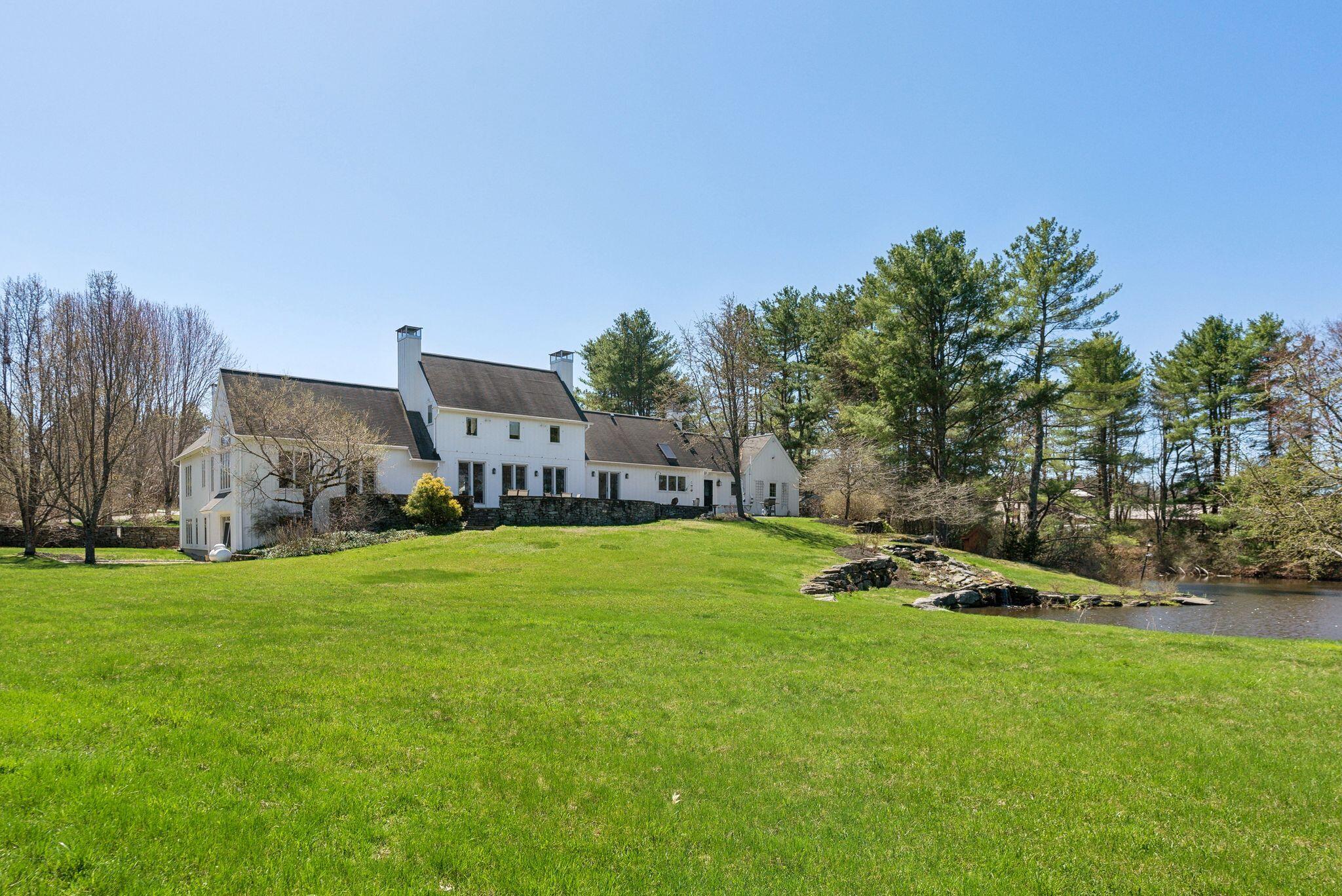 238 Hallowell Road Pownal ME 04069