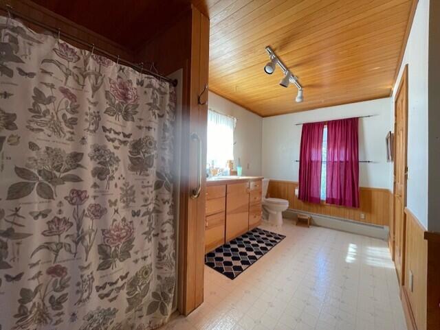 307 Oak Point Road Harrington ME 04643