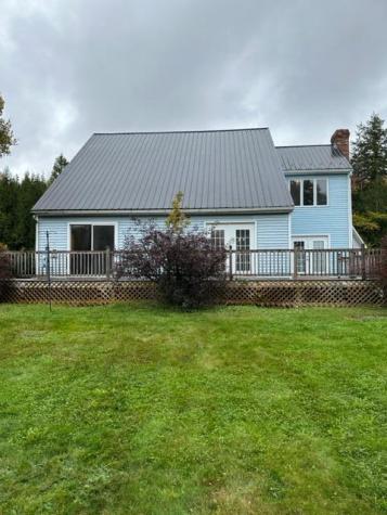 15 Ambrose Lane Glenburn ME 04401