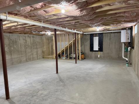 5 White Oak Lane Biddeford ME 04005