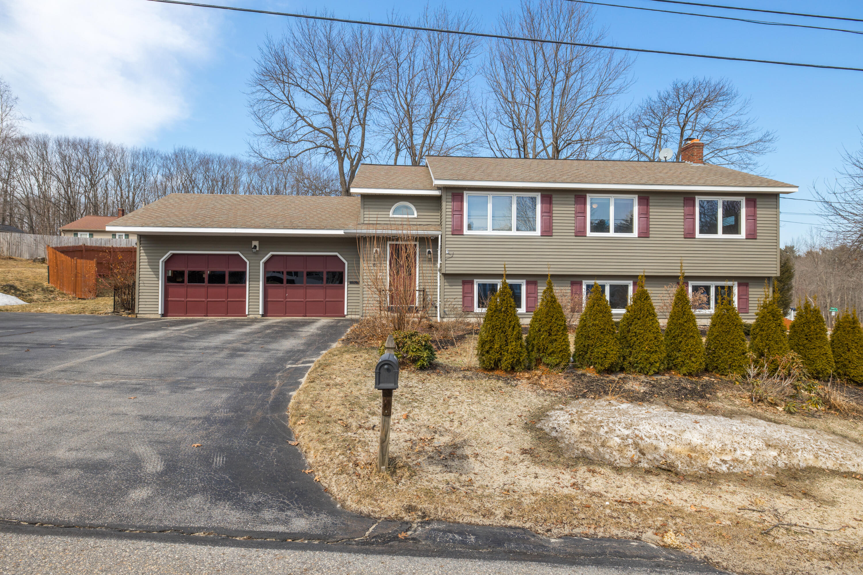 20 Orleans Street Lewiston Maine Real Estate Listing MLS 1522057