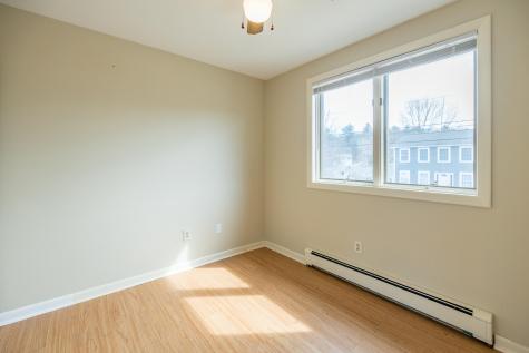 20 Orleans Street Lewiston ME 04240