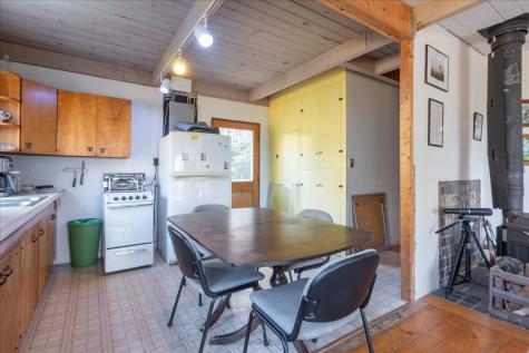 376 West Bay Road Islesboro ME 04848