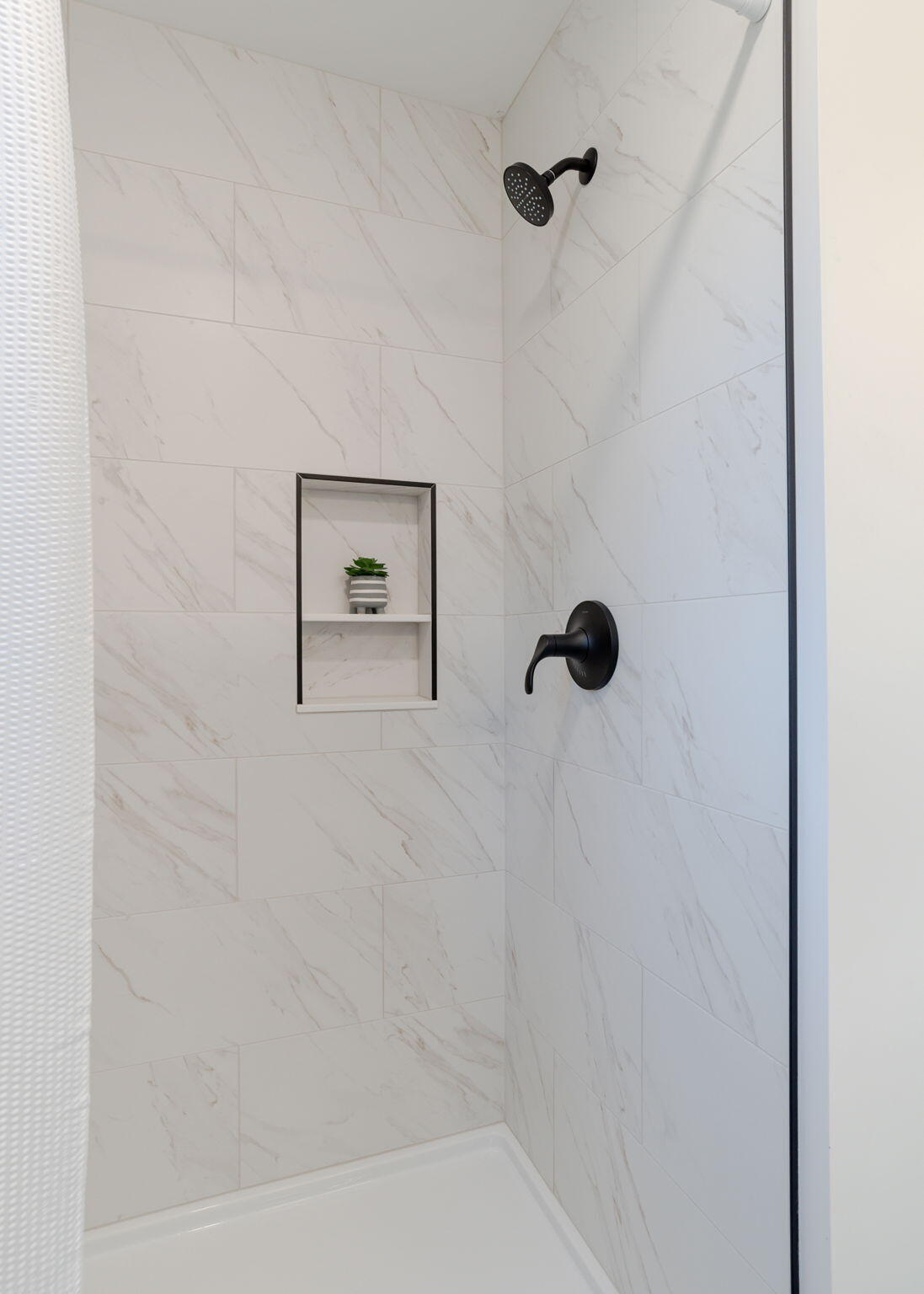 20 Aerie Drive Gray ME 04039