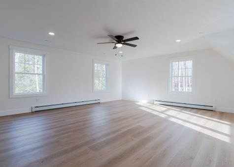 20 Aerie Drive Gray ME 04039