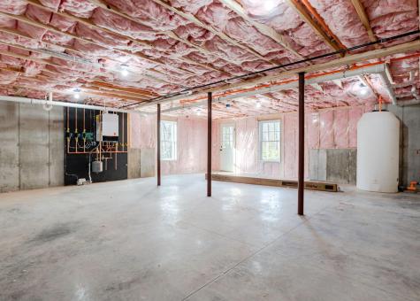 20 Aerie Drive Gray ME 04039