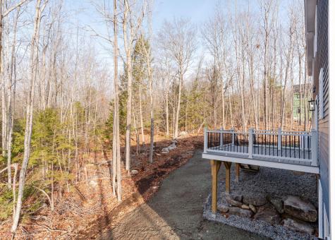 20 Aerie Drive Gray ME 04039