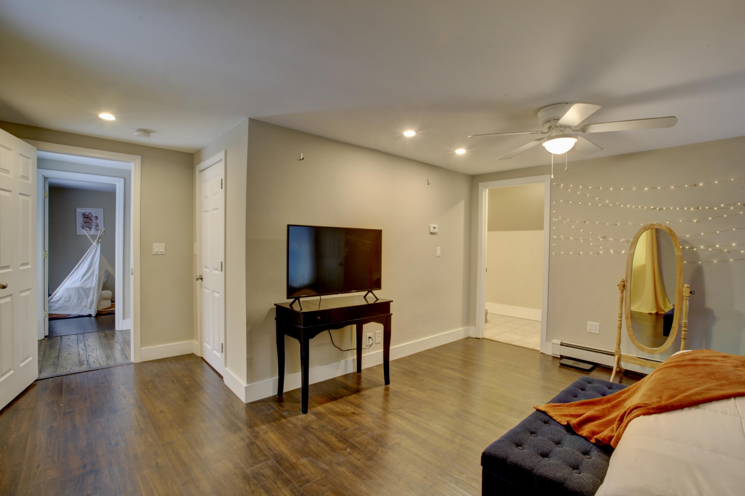 28 Van Der Werf Drive West Bath ME 04530