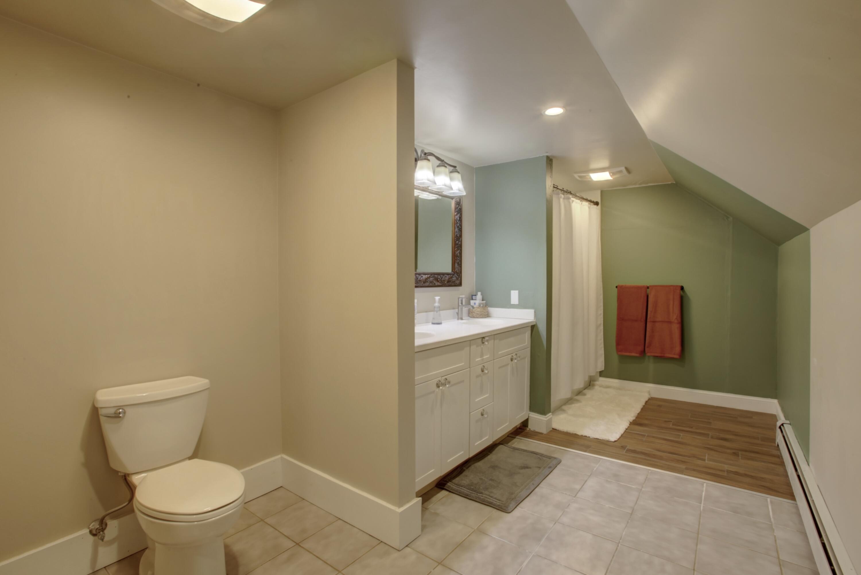 28 Van Der Werf Drive West Bath ME 04530