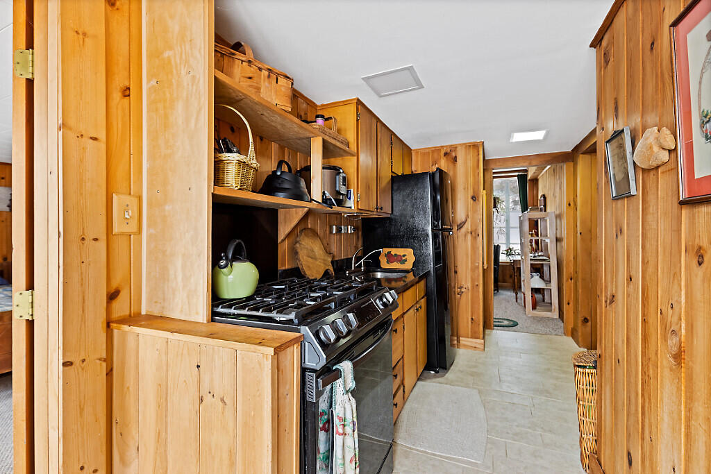 14 Main Street Mount Vernon ME 04352