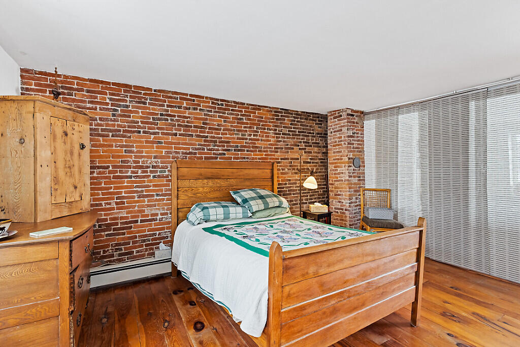 14 Main Street Mount Vernon ME 04352