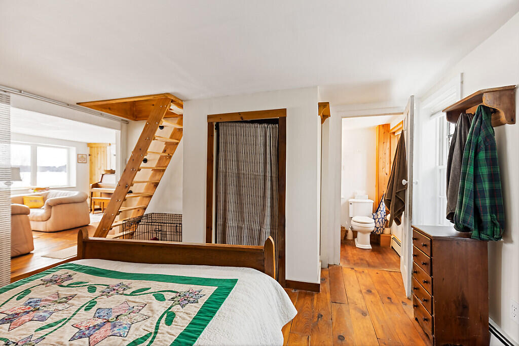 14 Main Street Mount Vernon ME 04352