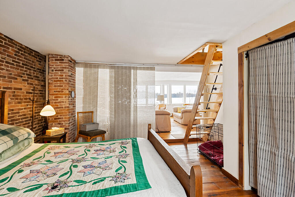 14 Main Street Mount Vernon ME 04352