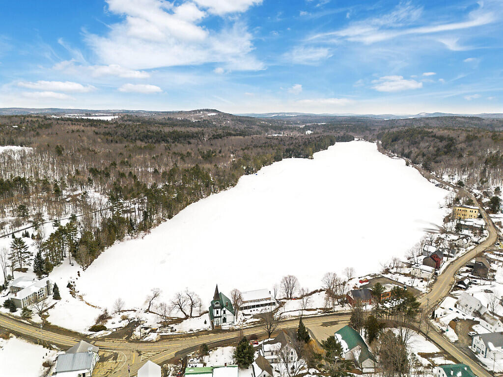 14 Main Street Mount Vernon ME 04352