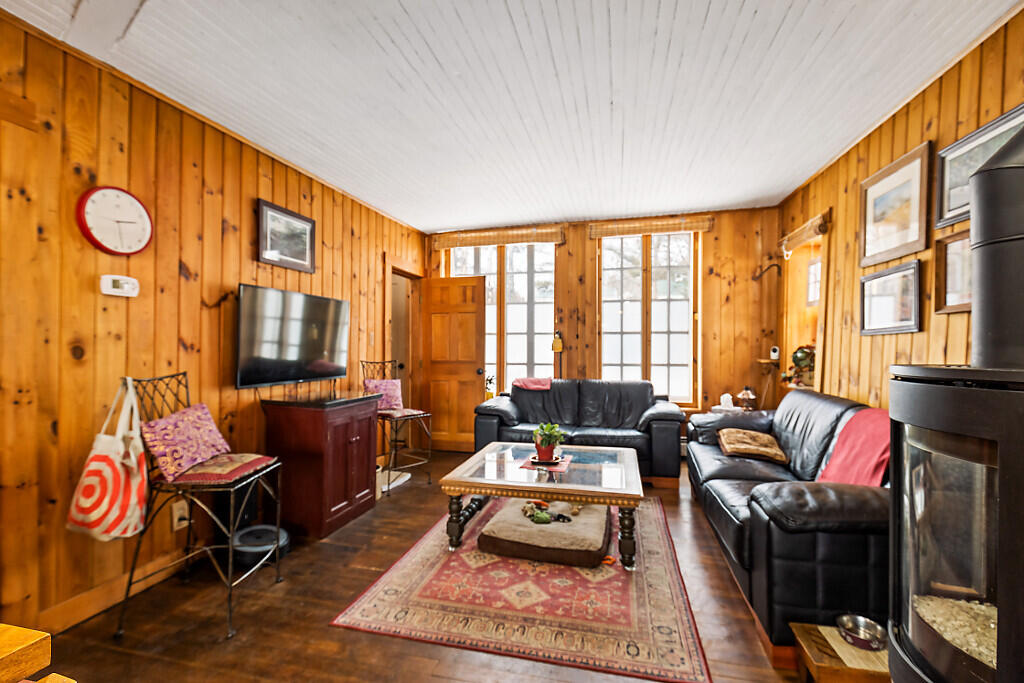 14 Main Street Mount Vernon ME 04352