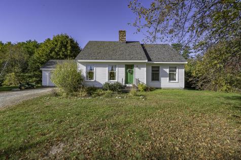 7 Salmon Run Raymond ME 04071