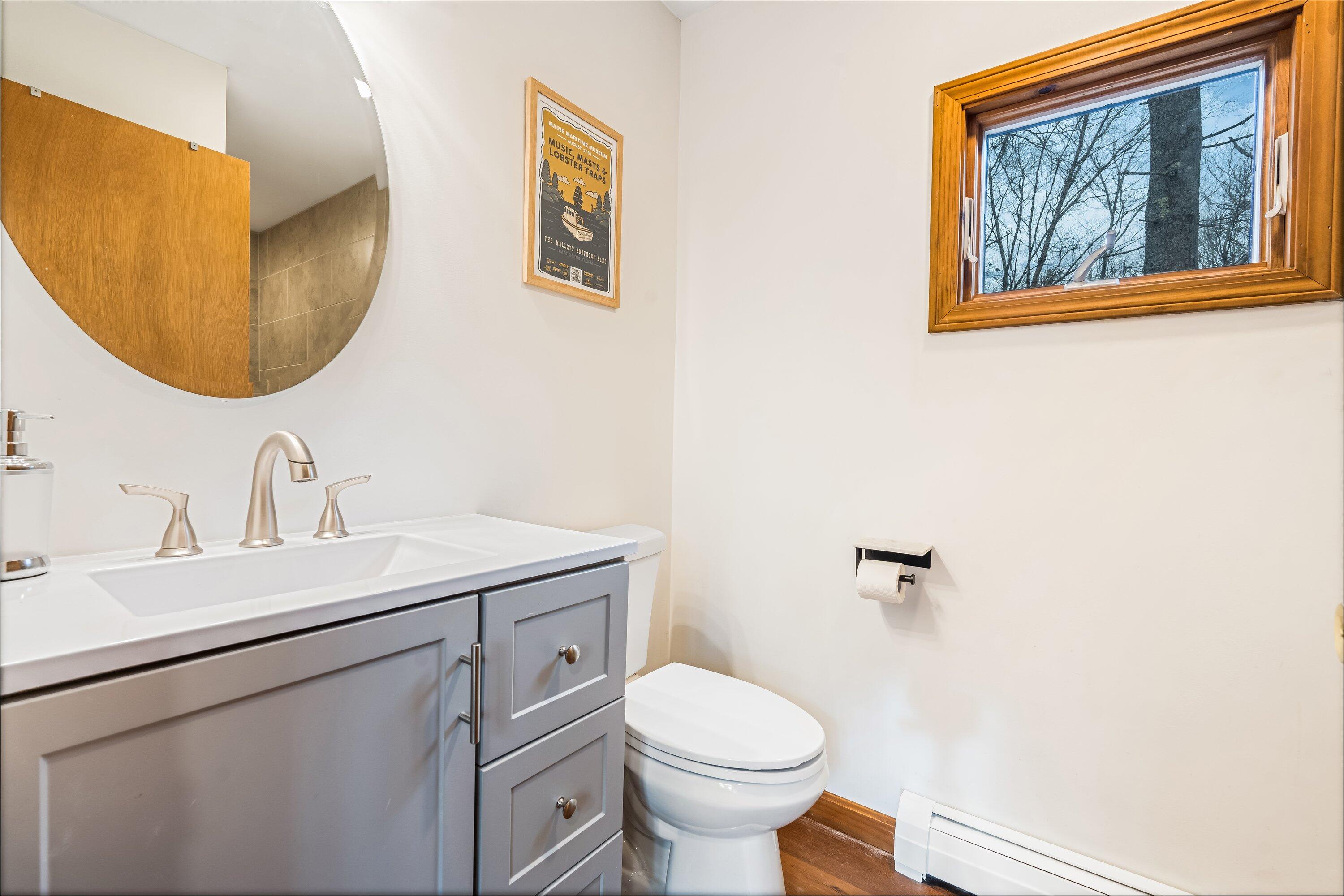 34 Kelly Brook Road Boothbay ME 04537