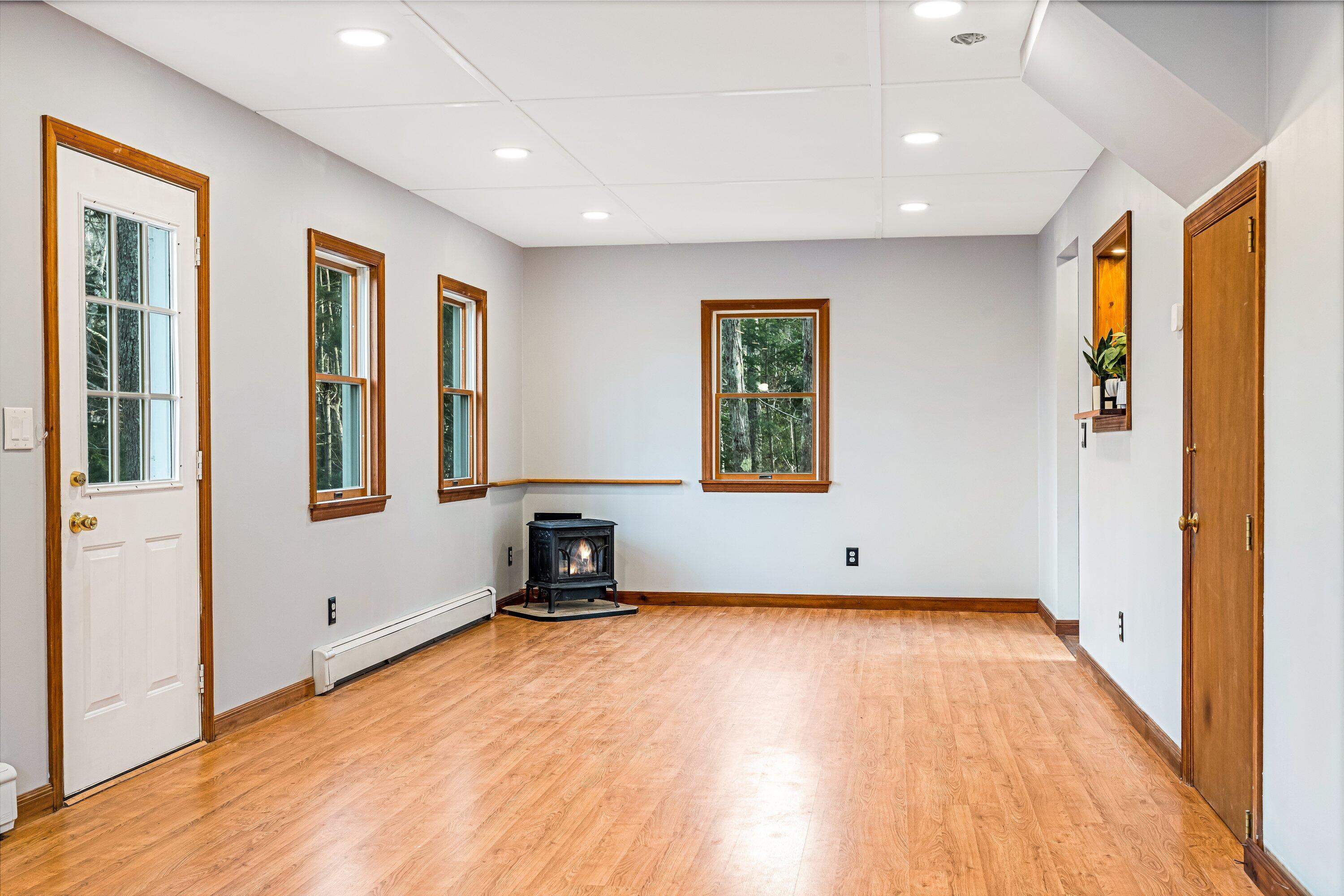 34 Kelly Brook Road Boothbay ME 04537