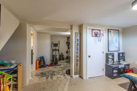 185 Ingraham Drive Owls Head ME 04854