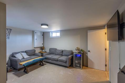 185 Ingraham Drive Owls Head ME 04854