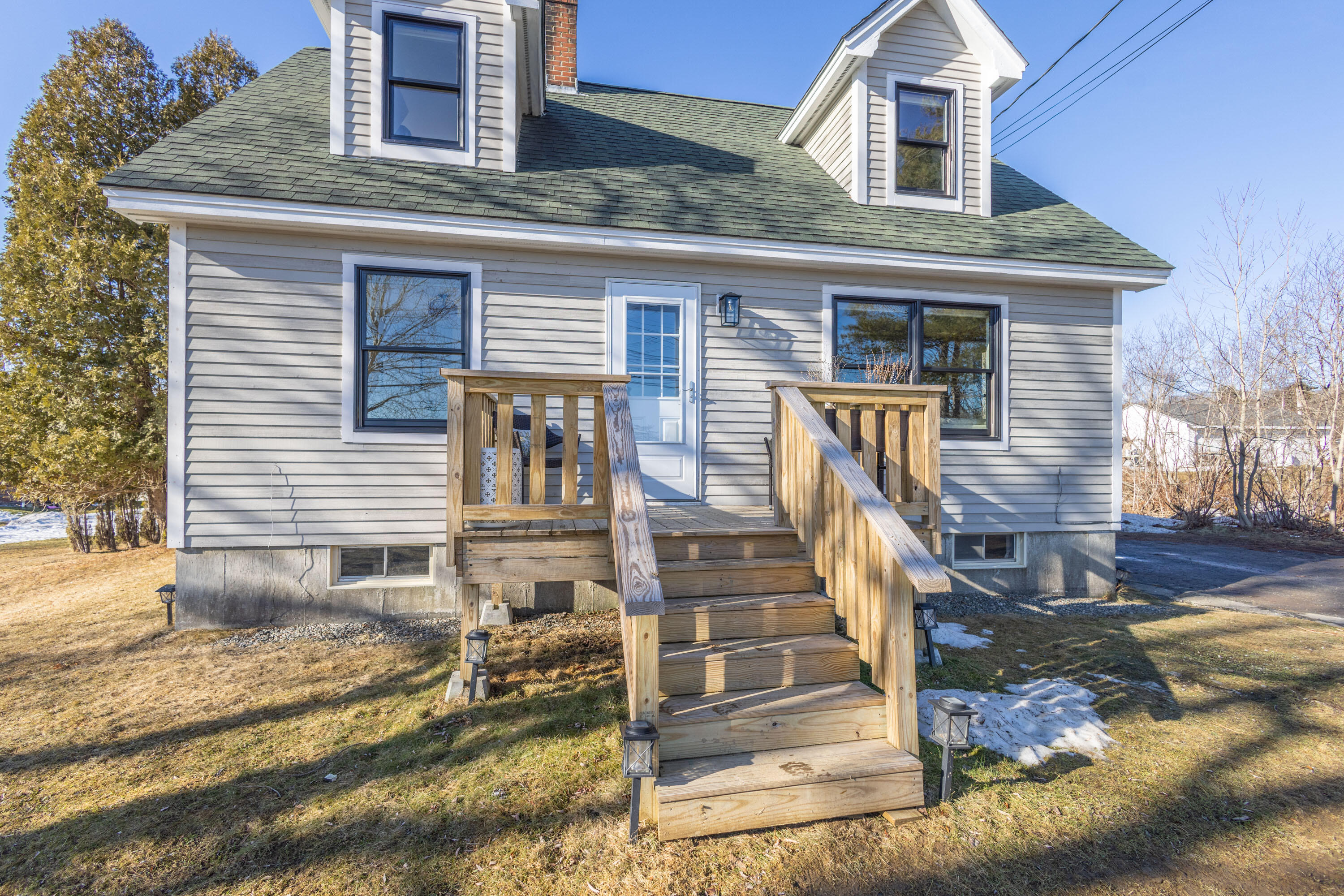 185 Ingraham Drive Owls Head ME 04854
