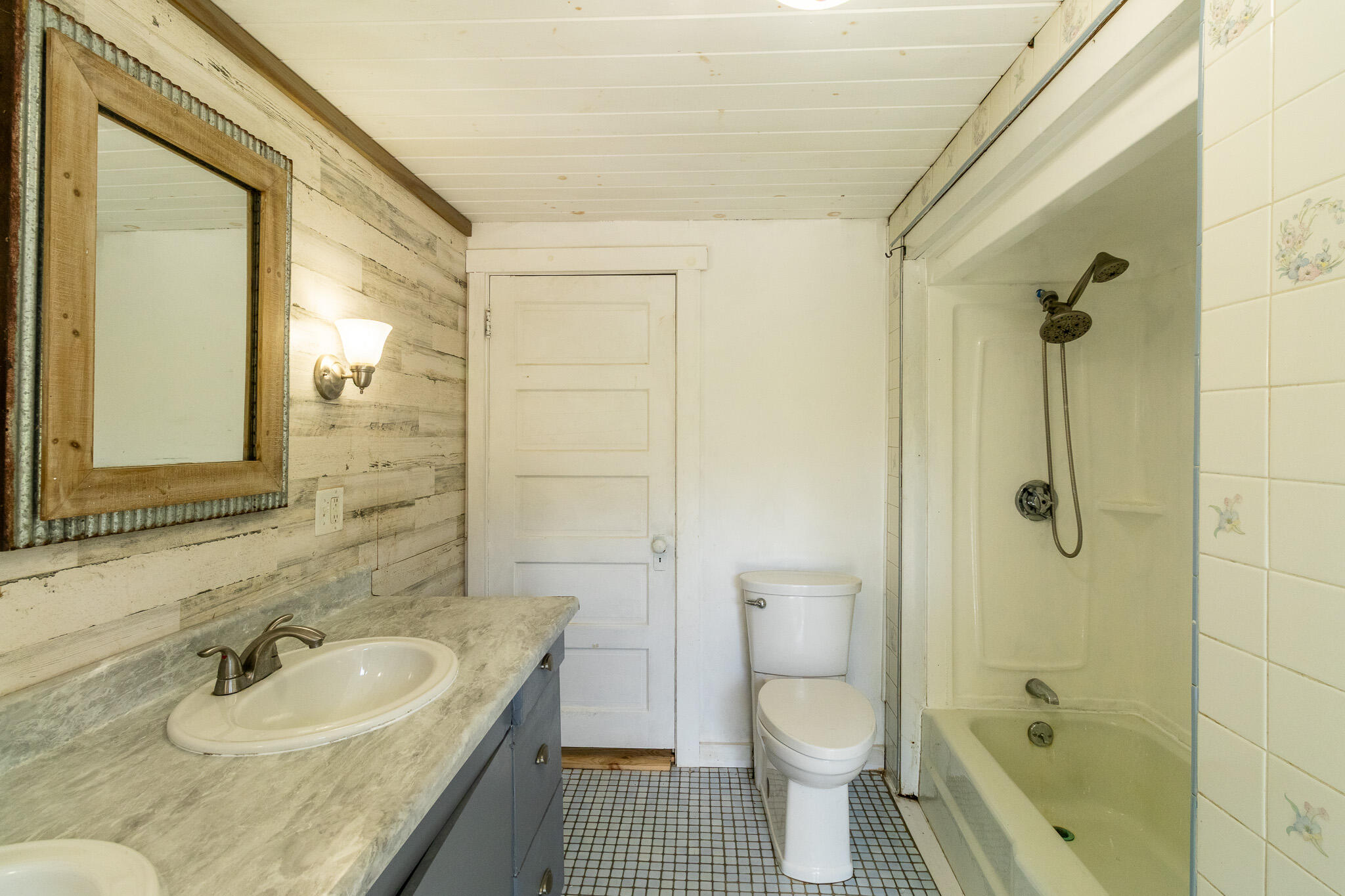 606 Airline Road Amherst ME 04605