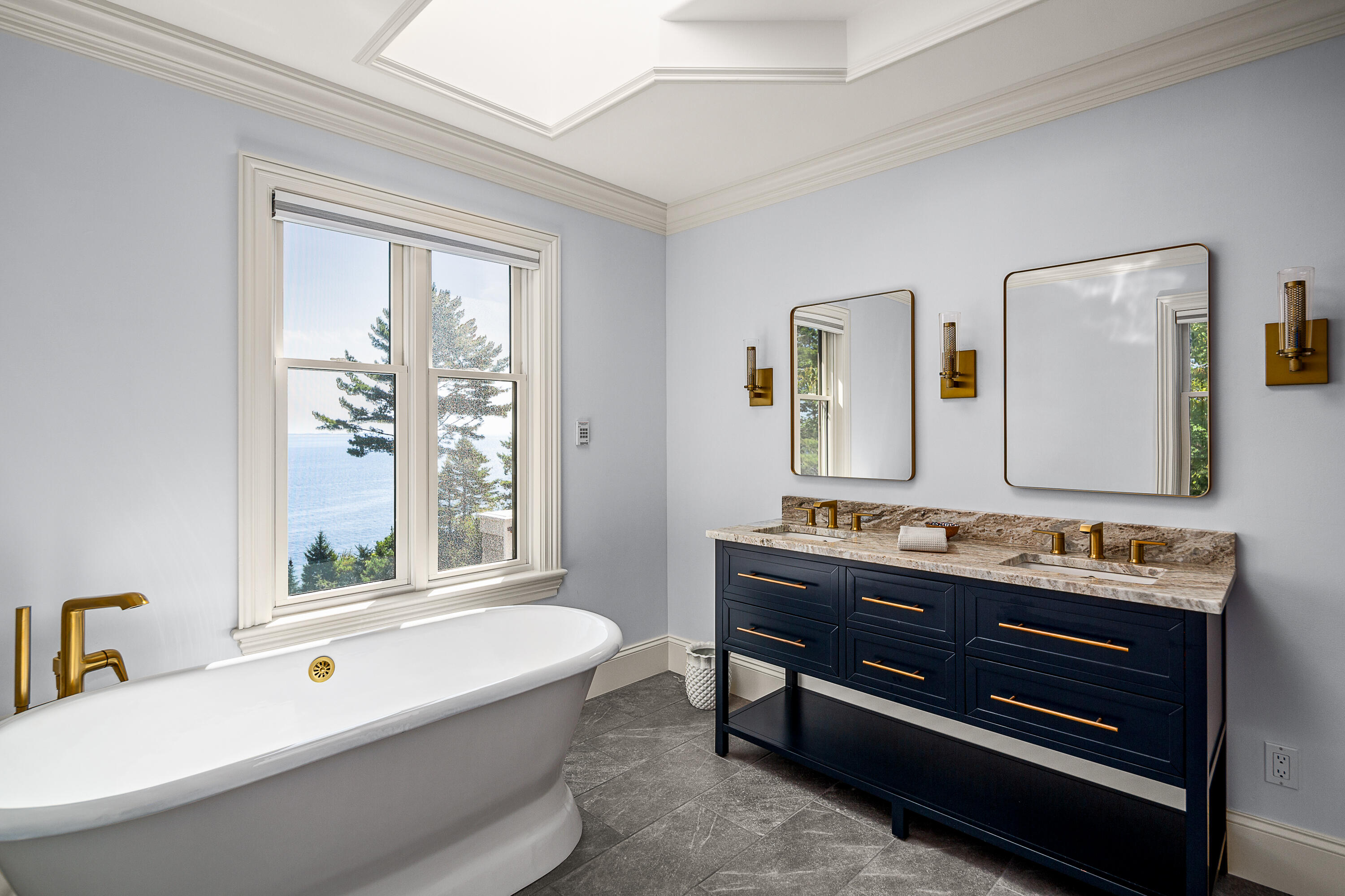 36 Roxmont Road Rockport ME 04856