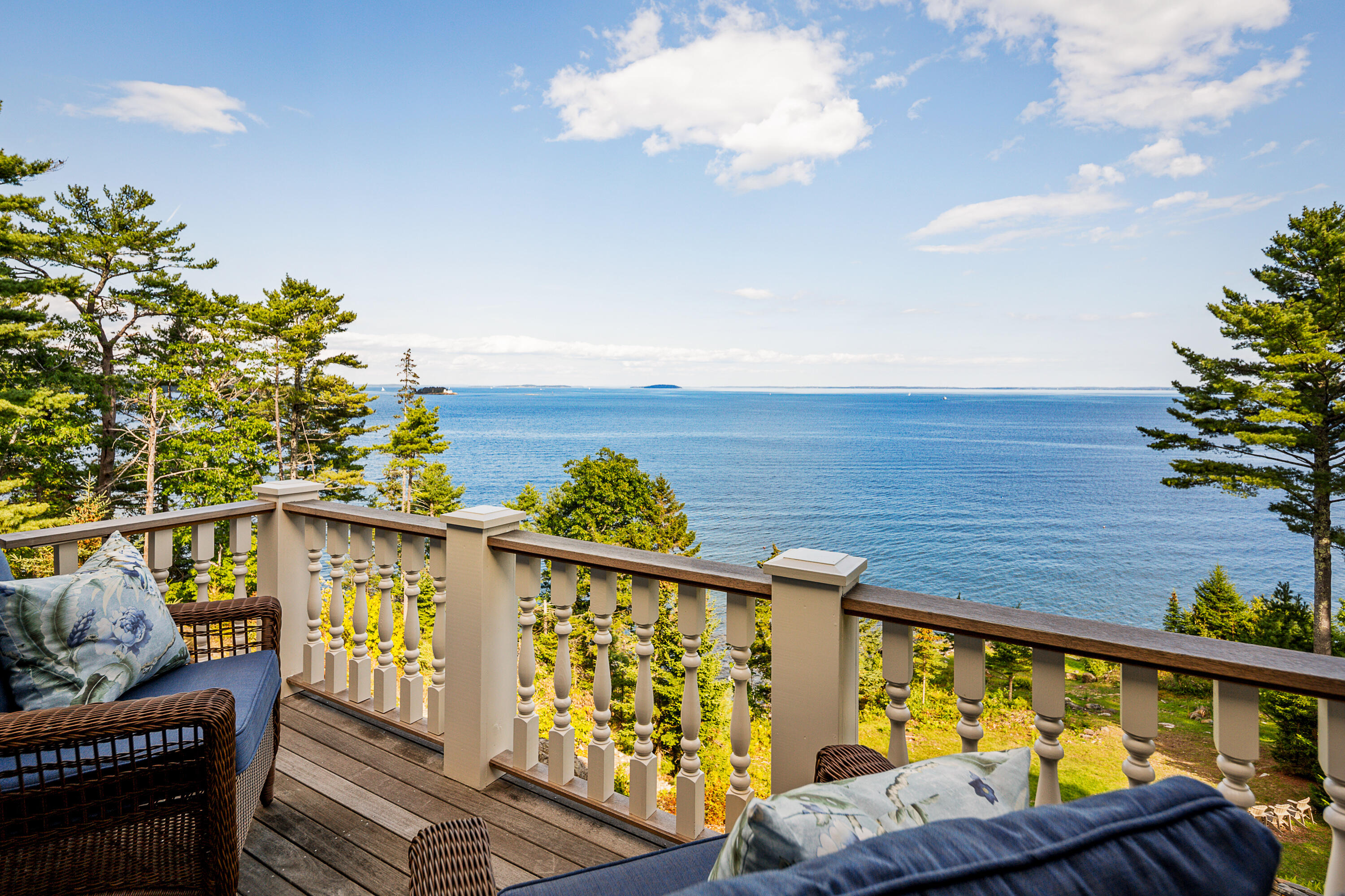 36 Roxmont Road Rockport ME 04856