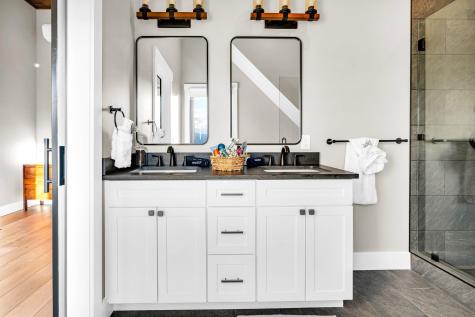 40 Appalachian Drive Newry ME 04261