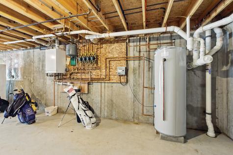 62 Winthrop Street Hallowell ME 04347