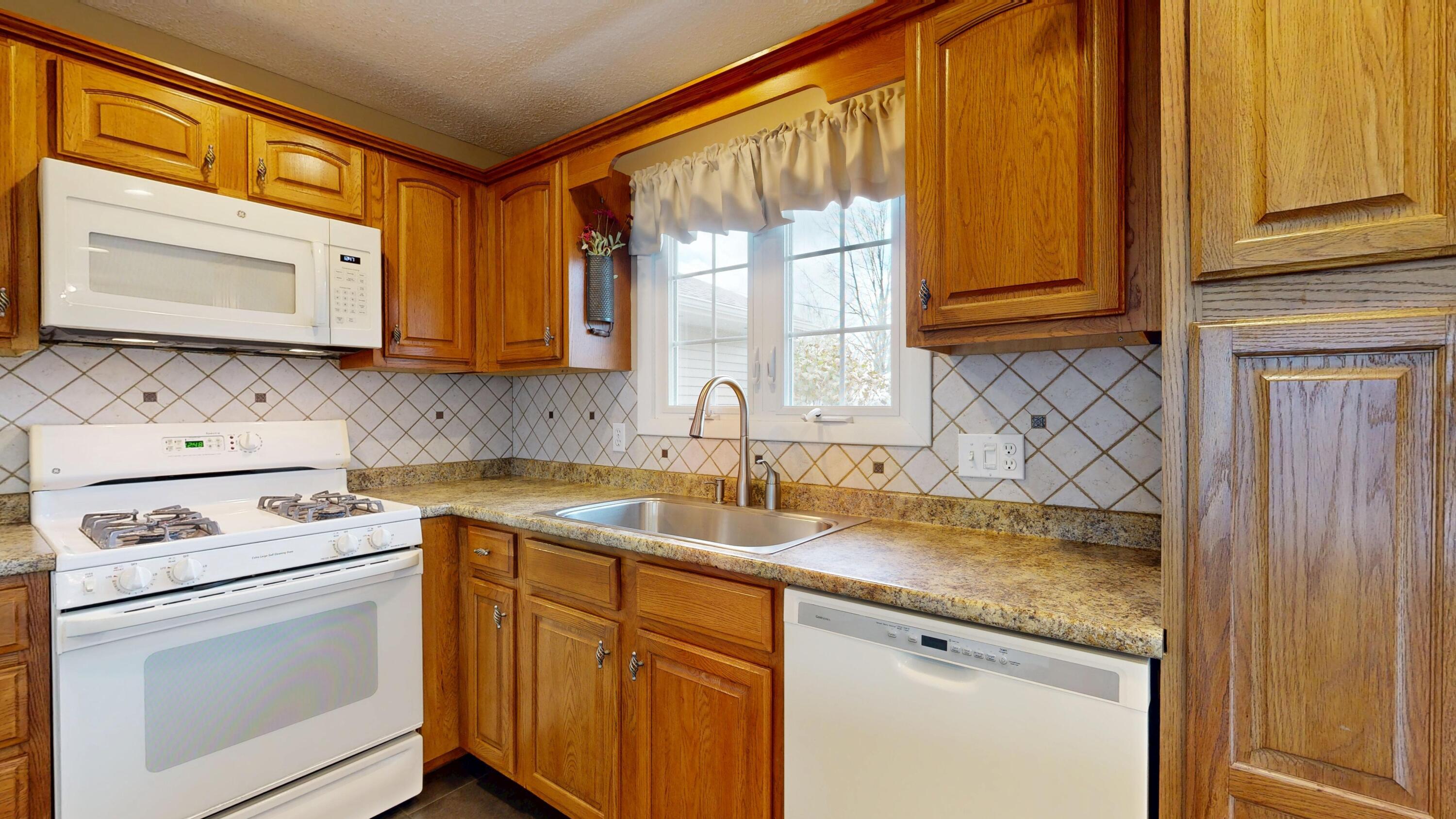 49 Rachel Boulevard Lewiston ME 04240