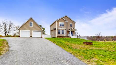 48 Lubear Way Auburn ME 04210