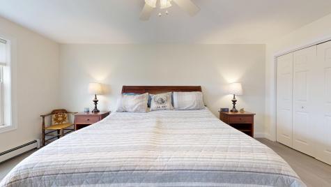 48 Lubear Way Auburn ME 04210