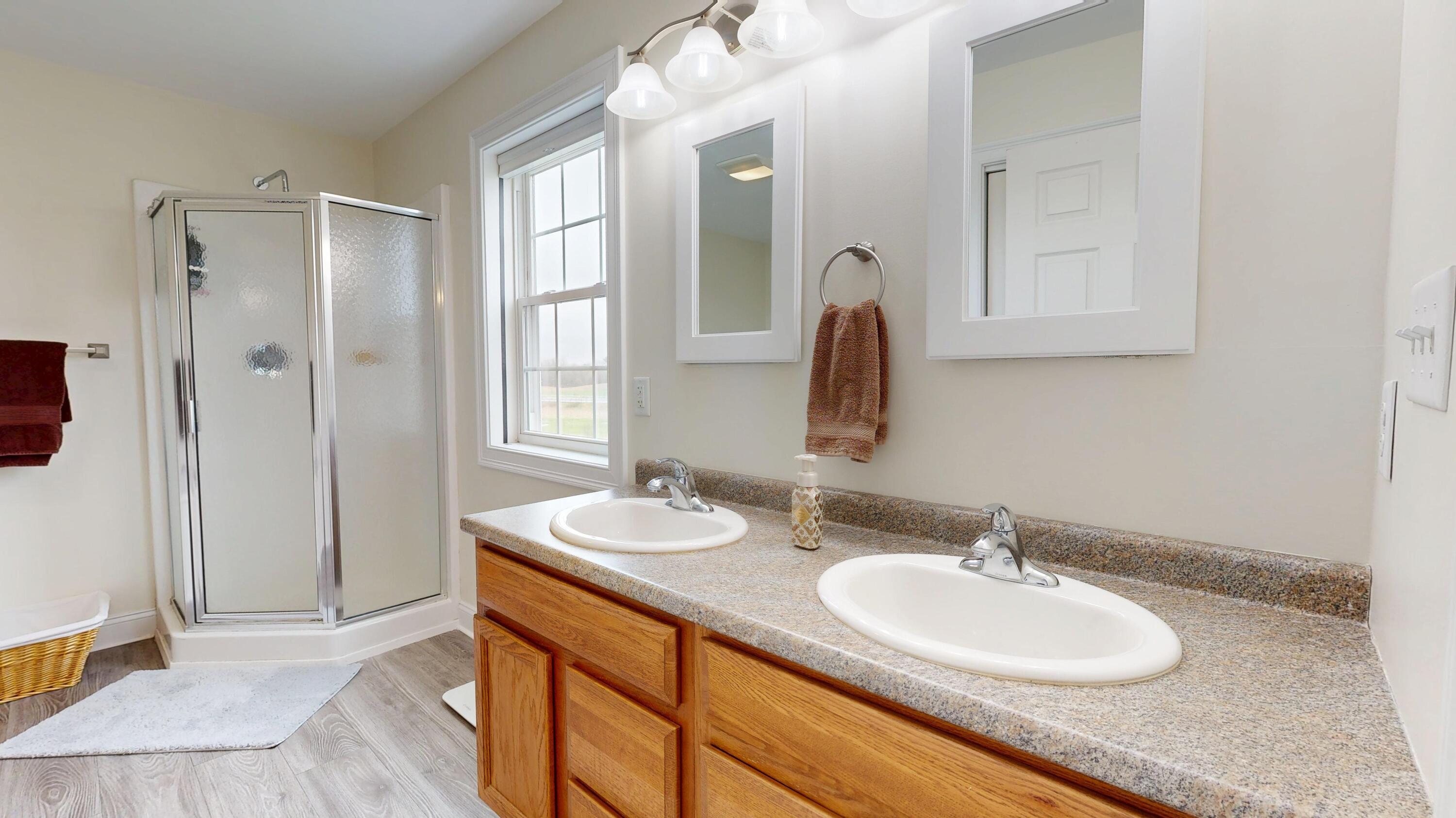 48 Lubear Way Auburn ME 04210