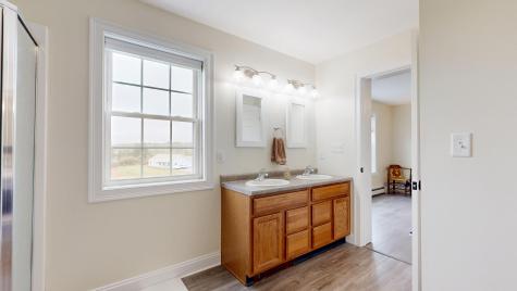 48 Lubear Way Auburn ME 04210