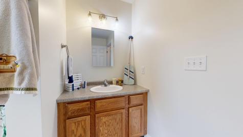 48 Lubear Way Auburn ME 04210