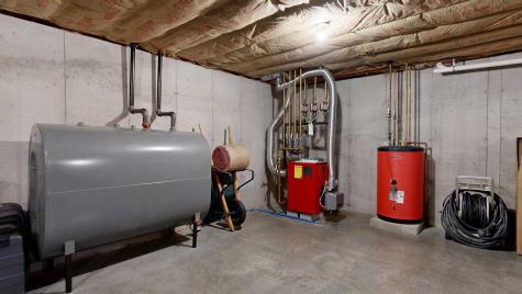 48 Lubear Way Auburn ME 04210